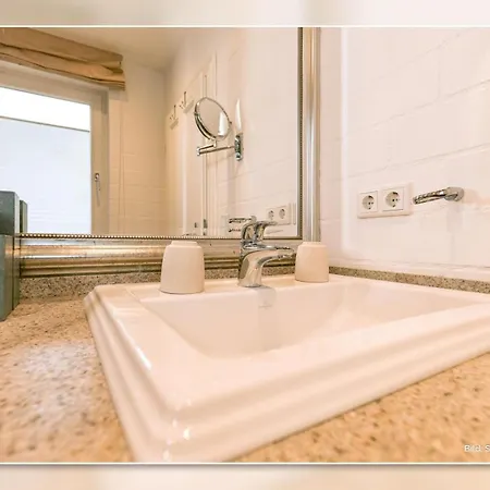 Strandhaus-fischer * Prerow